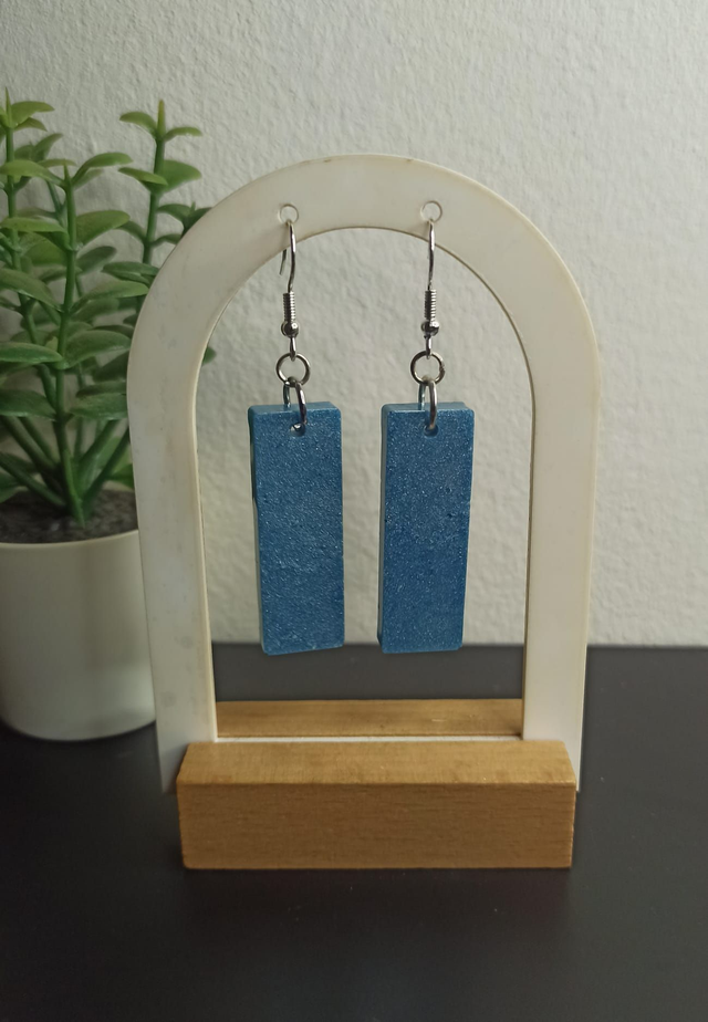 Boucle d&#039;oreille M (S05) 