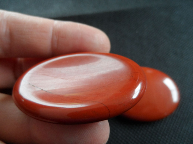 Pierre d'inquiétude en Jaspe rouge