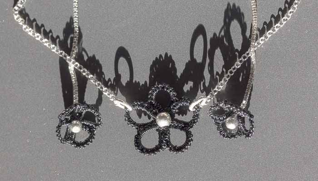 Parure Hellébore noire