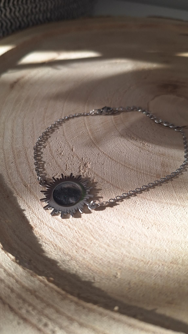 Bracelet argenté soleil noir/blanc 