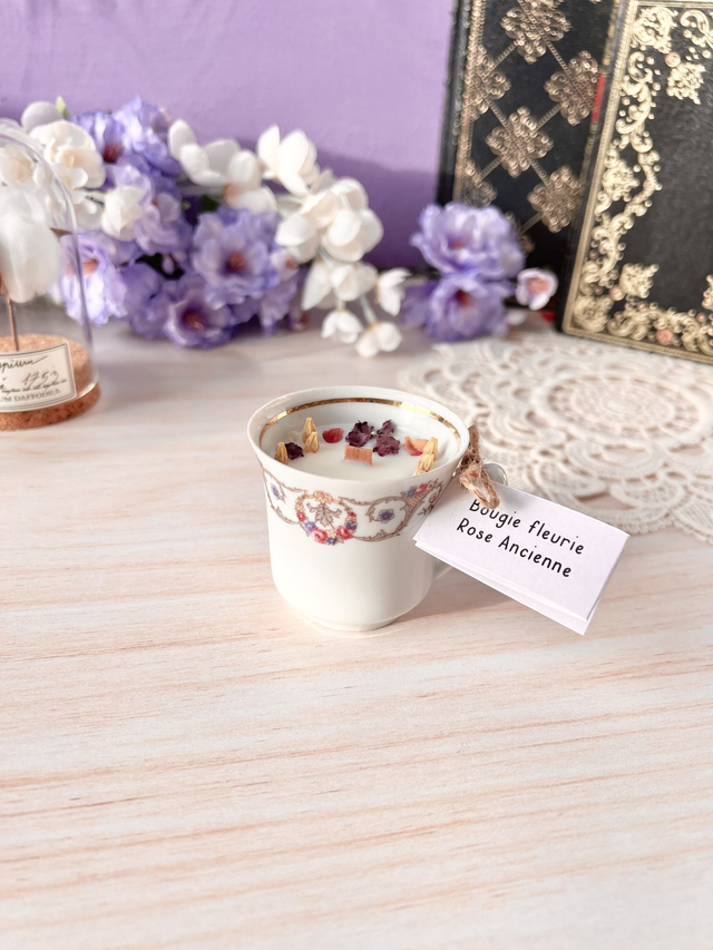 💜 Bougie Rose Ancienne - tasse à café "composition végétale"