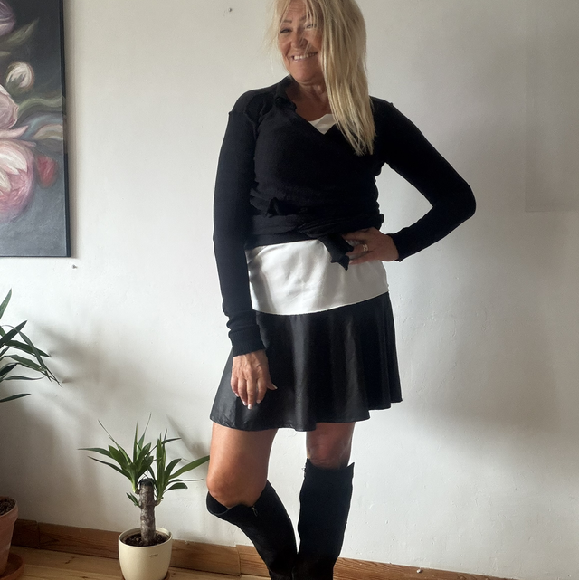 Merino Wool Wrap Cardigan – Elegance Meets Versatility 🤍