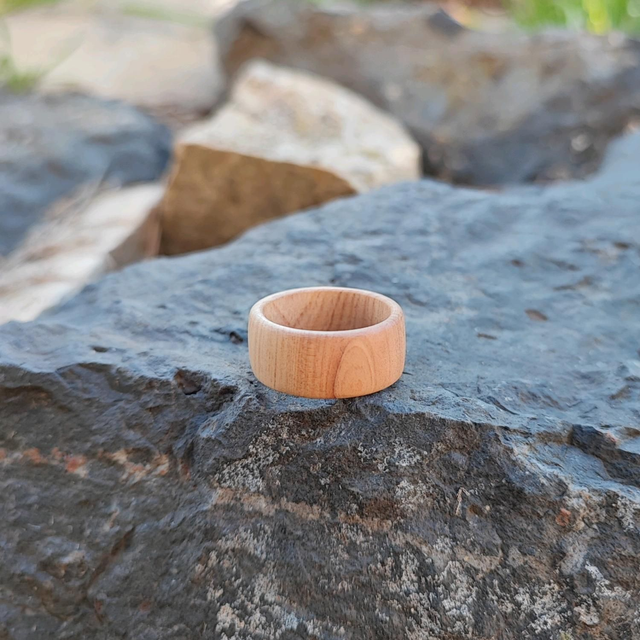 Bague en Bois de Cade d'Ardèche