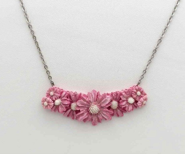 Collier en porcelaine froide Marguerites 