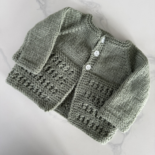 Sage green 0-3m