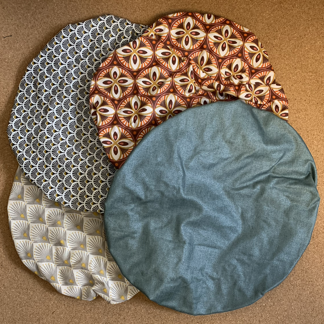 Charlotte couvre plat à tarte.