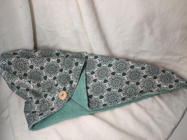 Ensemble visage et douche vert eau rosace psychédélique