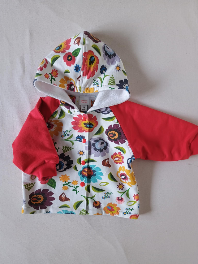Jacket - 6-9 mth (8 kg).   Red flower