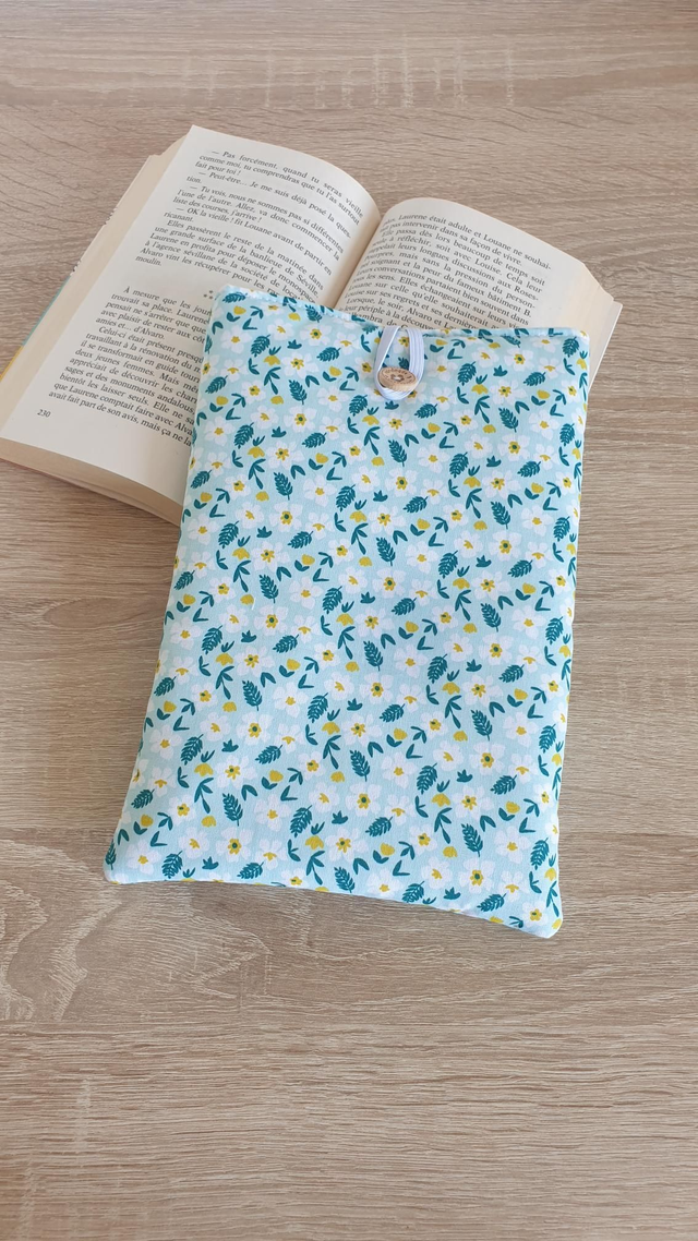 Pochette/ couvre livre vert d'eau