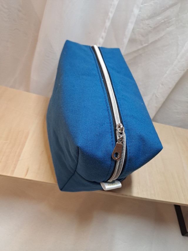 Trousse de toilette simple compartiment  