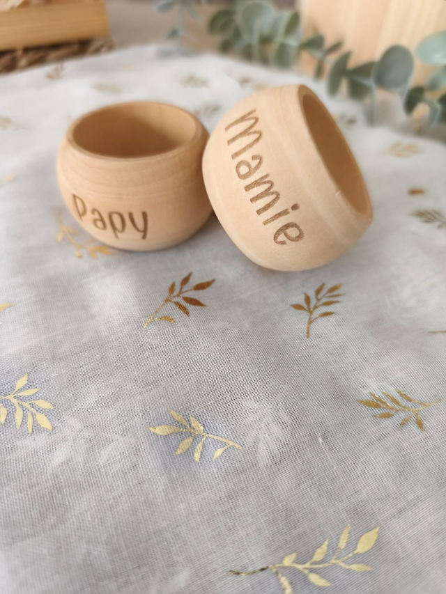 Ronds de serviette en bois gravés - Personnalisable 