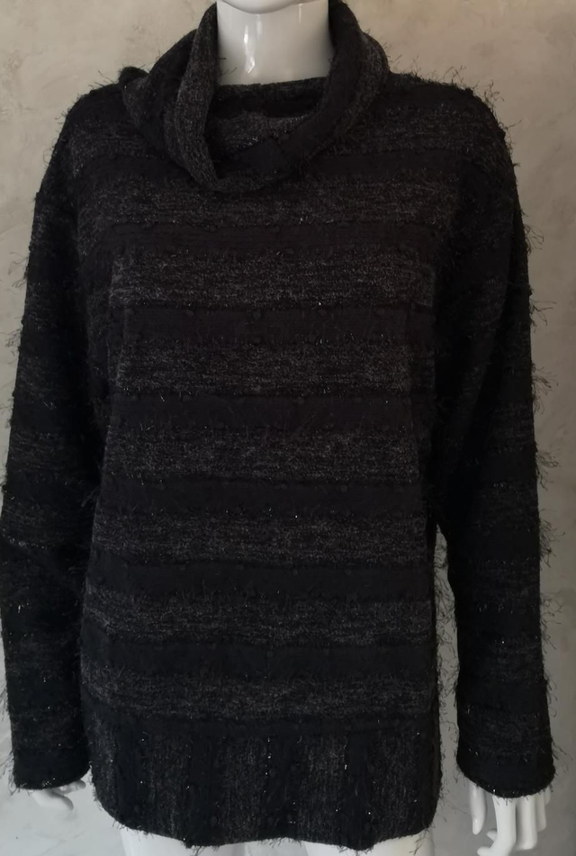 Pull manche longue avec col roulé 