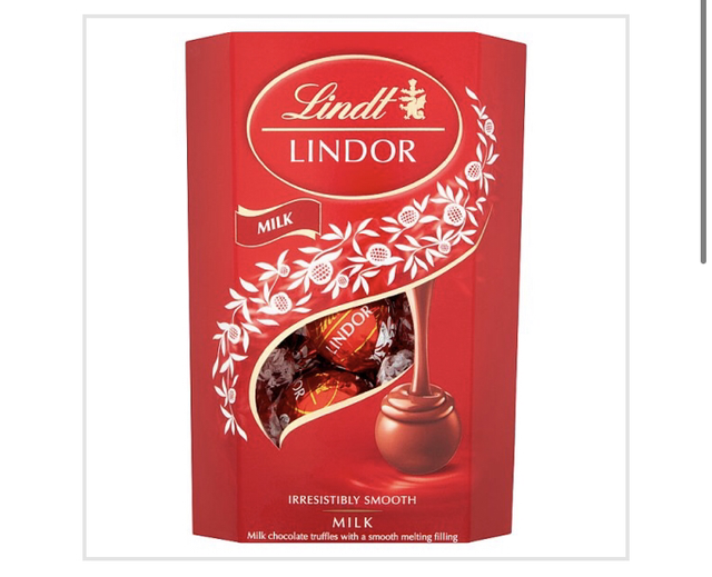 Lindt Lindor Milk Chocolate Truffles Box 200g