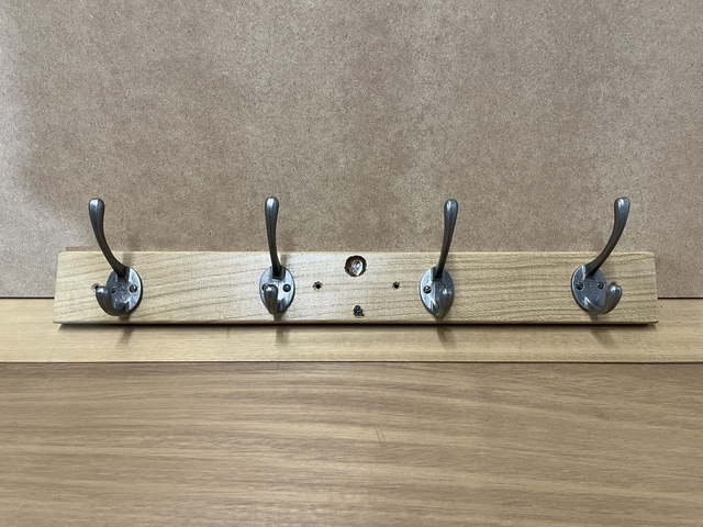 Solid Oak Coat-Rack with 4 solid iron double hooks