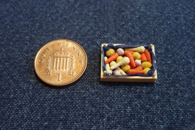 Root Vegetables in Wooden Crate (1/24th scale)