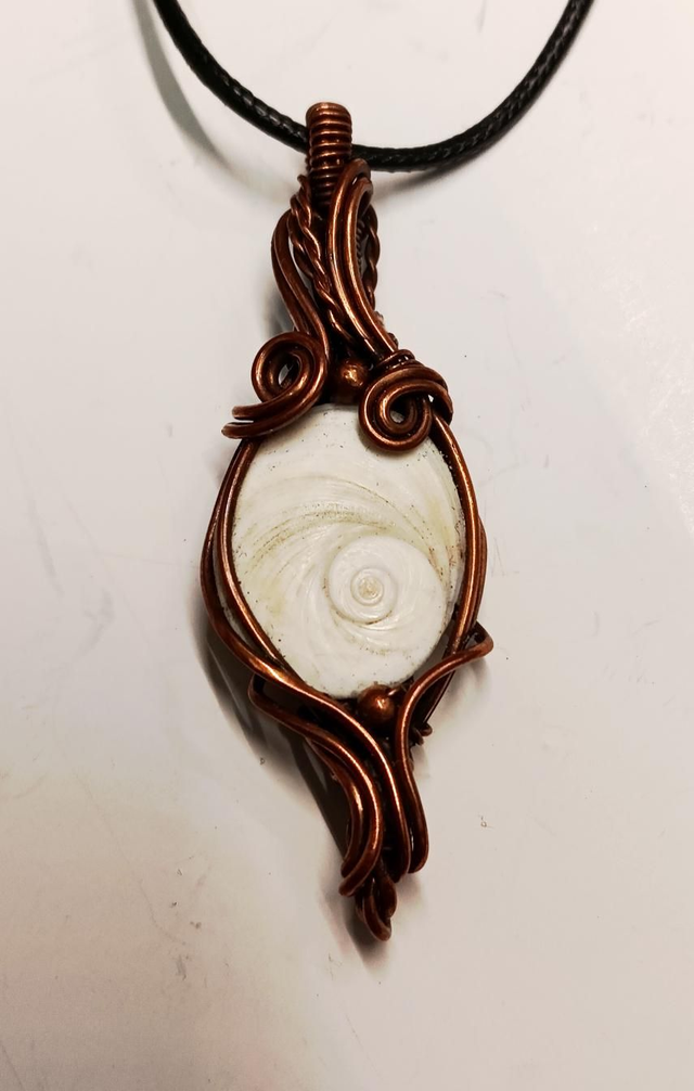 Pendentif œil de st Lucie 