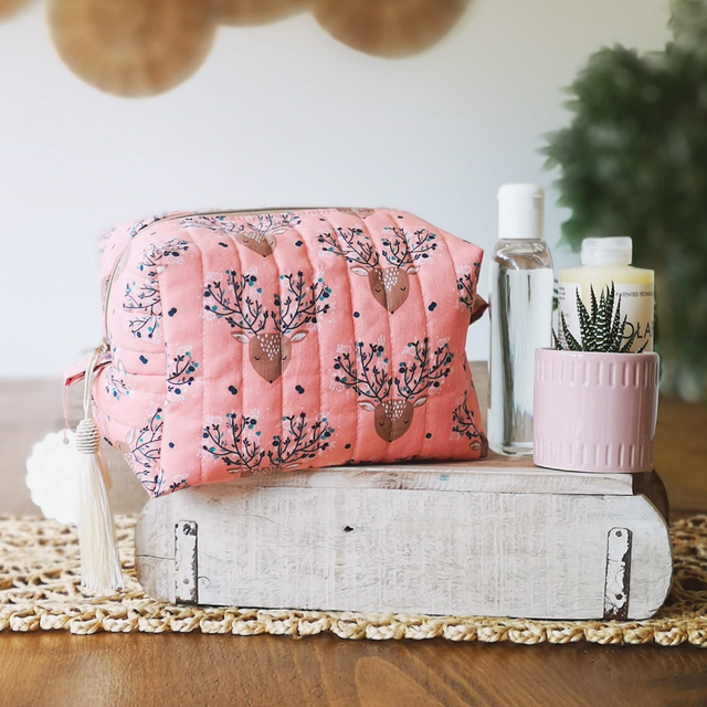 Toiletry Bag Quilted - Pink Deer