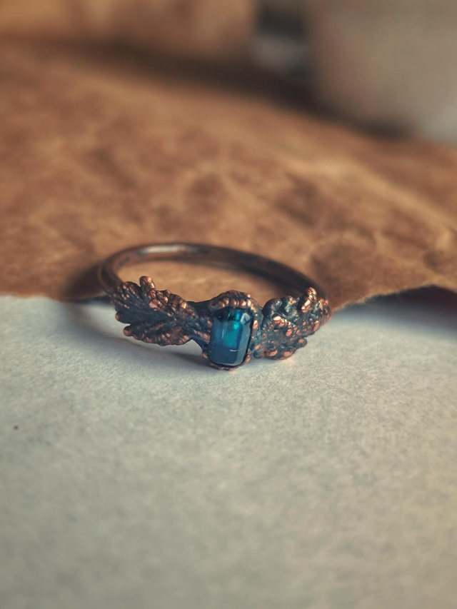 Doc Beetle &amp; leaf Copper Ring