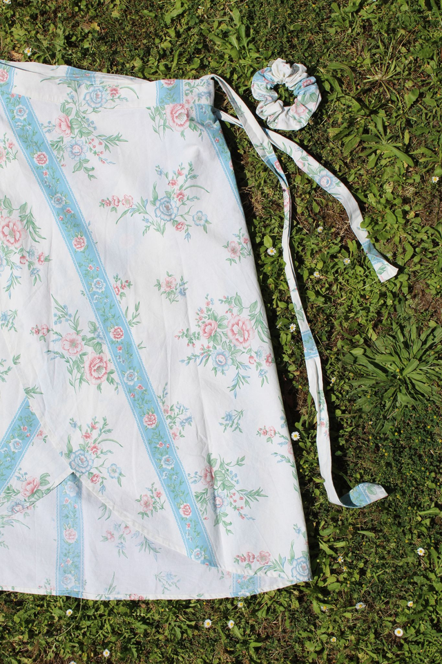 Jupe portefeuille upcyclée motif tapisserie - Taille unique