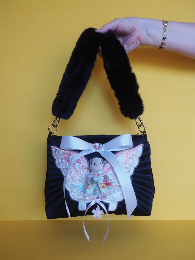 Briar Butterfly Dog Mini Sweetheart Handbag