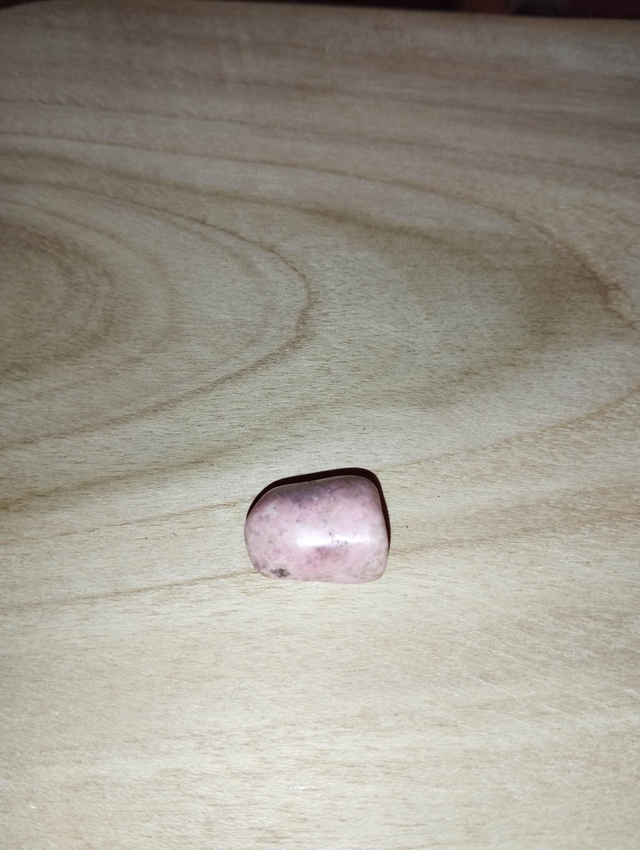 Rhodonite pierre roulée 