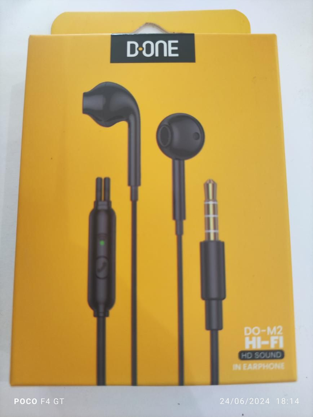 Écouteur filaire auriculaire avec micro noir