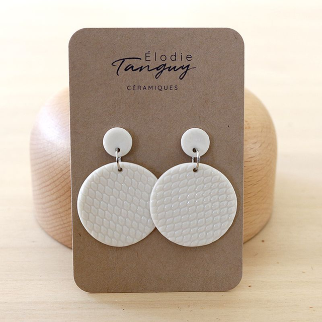 Boucles d’oreilles en porcelaine texturée – Rondes - Blanc brillant