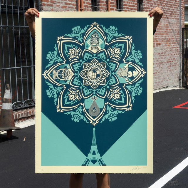 Shepard Fairey - A Delicate Balance (grand format - vendu encadré)