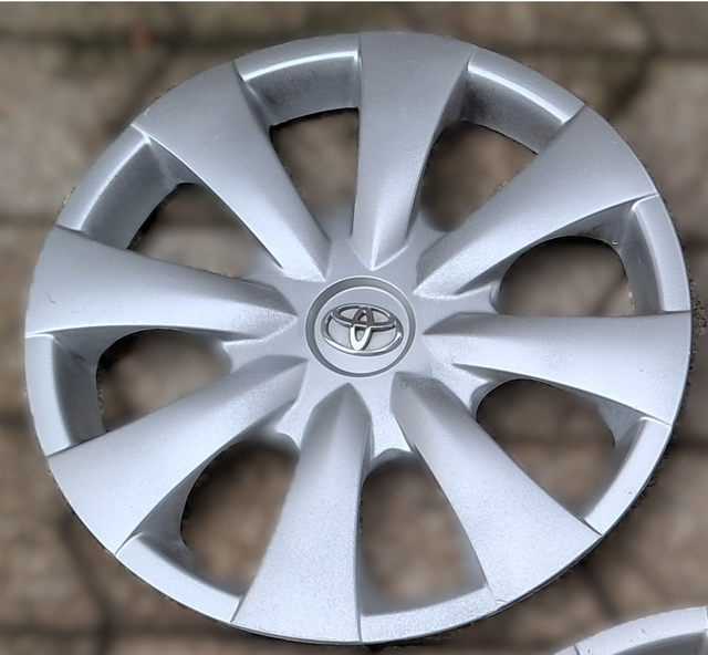 Enjoliveur Toyota Corolla Auris 15p Occasion