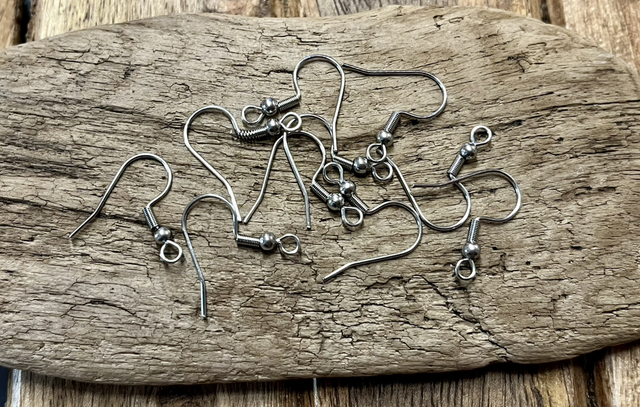 Korvakorukoukut 5 paria