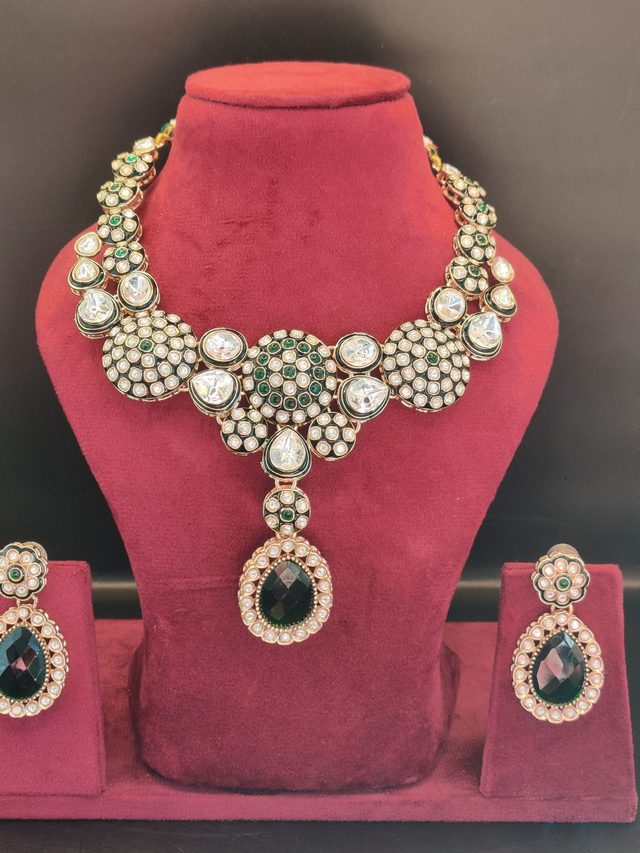 Moissanite Stone Jewelry set I Indian JewelryI Green Necklace with Maang Tikka I Indian Jewelry Sets I Polki Sets I Meenakaari Jewelery Set