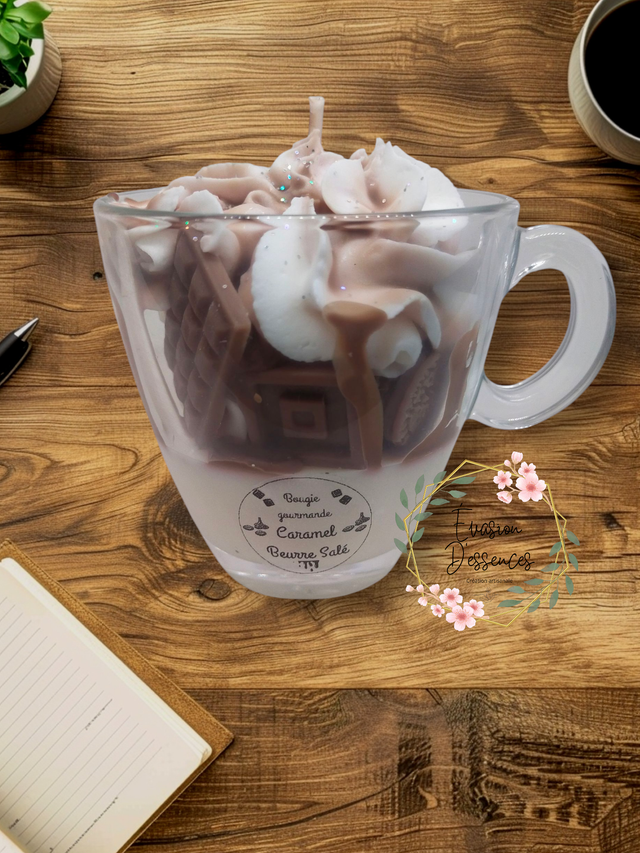 Bougie gourmande en tasse 