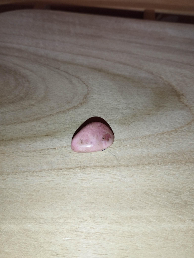 Rhodonite pierre roulée 