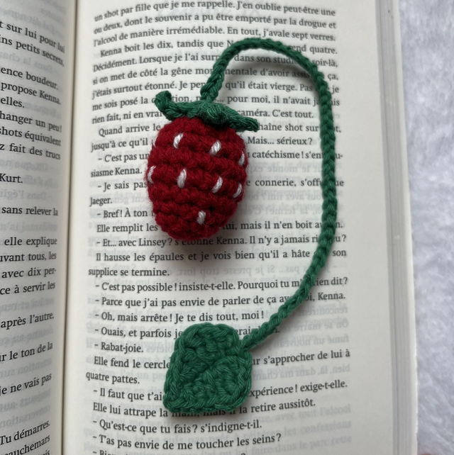 Marque page fraise 