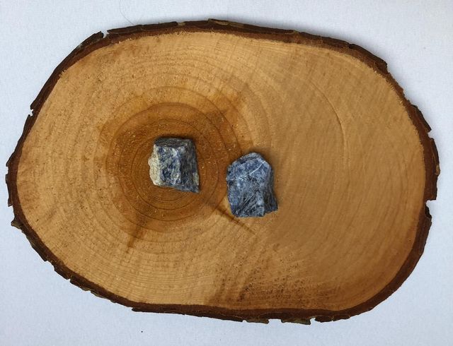 Pierres Brutes en Sodalite