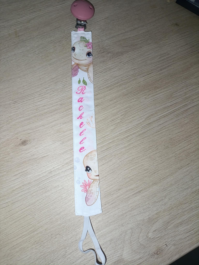 ATTACHE TETINE ROSE PERSONNALISE