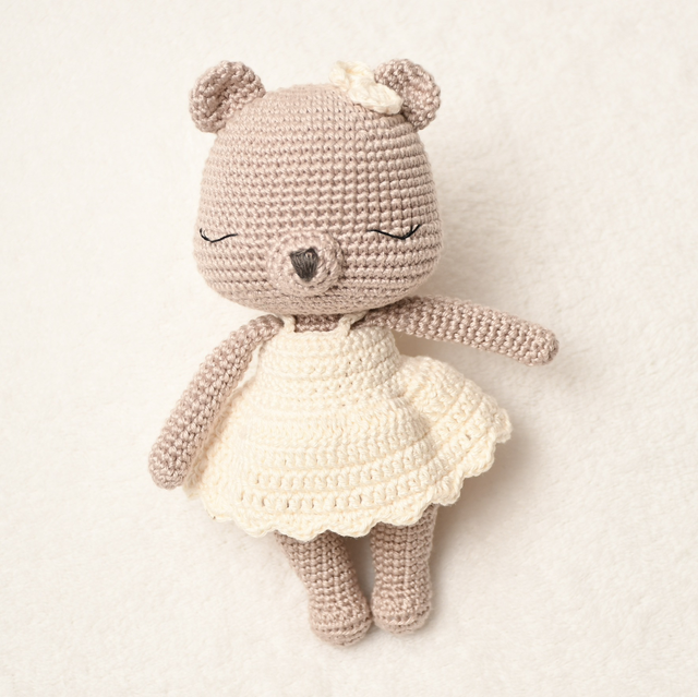 Kuscheltier „Teddy Girl“ beige 