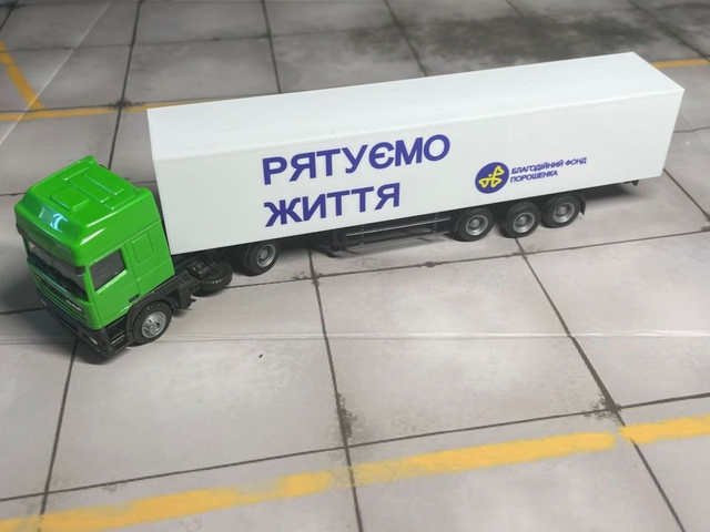 DAF Petro Poroschenko Charity Fund 1/87 (grün/weiss)