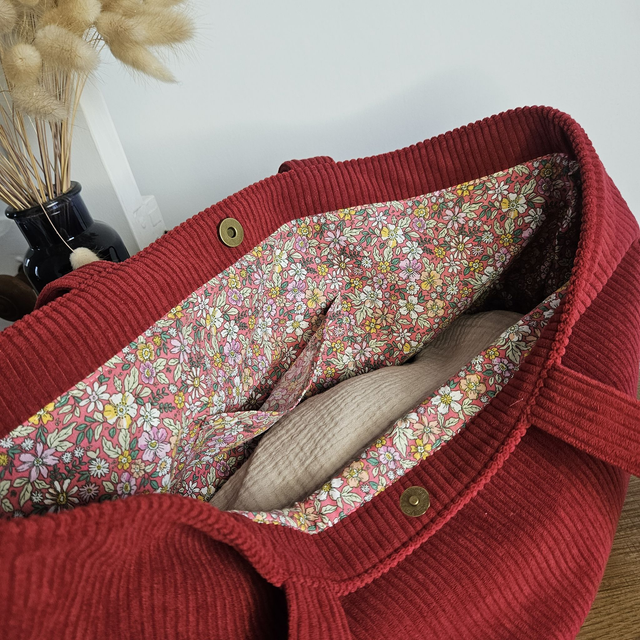 Sac cabas en velours côtelé framboise