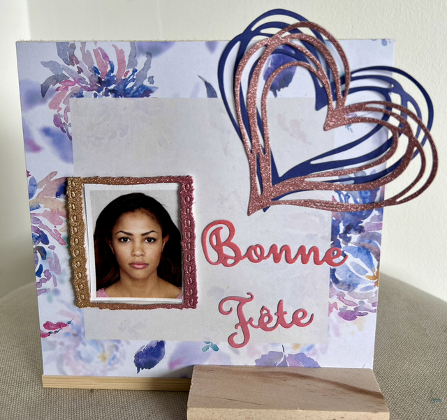 Porte photo sur socle bois