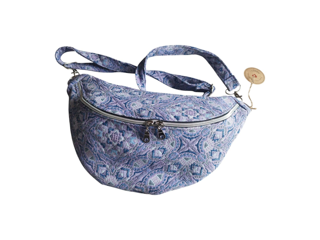 Sac banane en tissu jacquard multicolore de parme