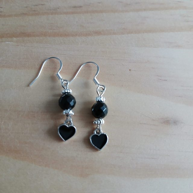 Meisjes oorbellen met Onyx “Hart van Nacht” (3.051)