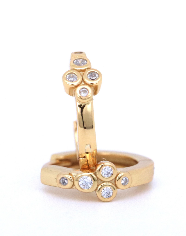 Strahlender Blickfang – Roswitha - Vergoldete Silber-Creolen mit Zirkonia