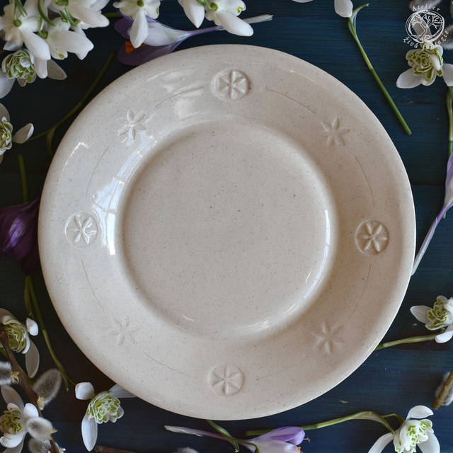 Keramický talíř dezertní