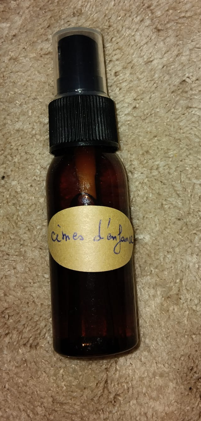 huile de parfum - 1 spray 30 ml - 20 déclinaisons de senteurs - 