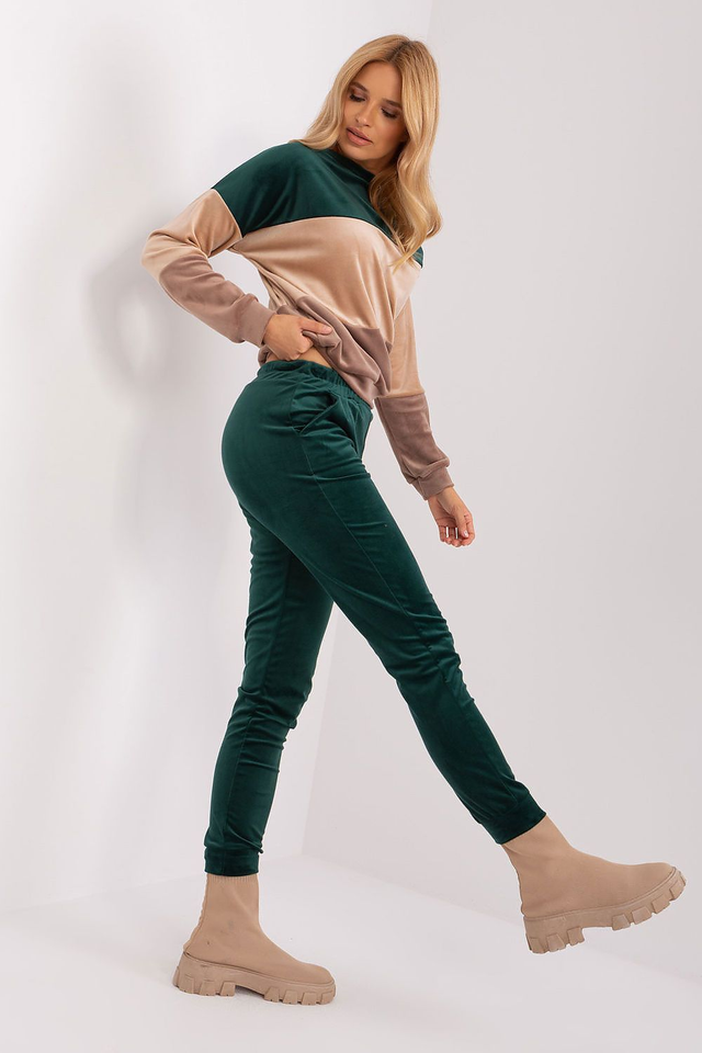 Completo  di Rue Paris