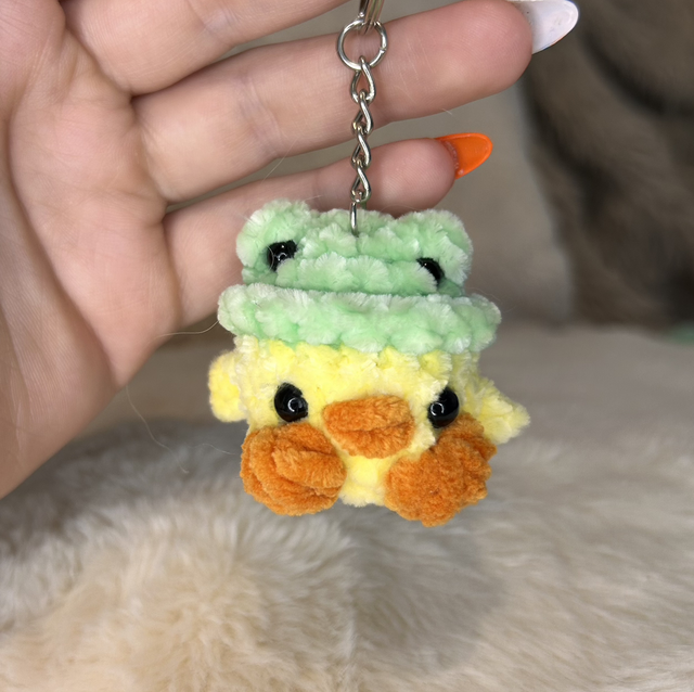 Porte-clés Mini Canard Chapeau Grenouille