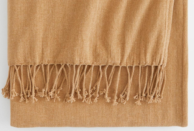 Kuschelige Plaid Decke ocker