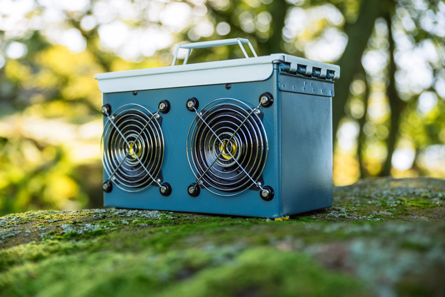 Custom Paintwork Ammo Box Speaker