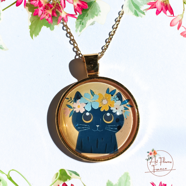Collier illustré - Chaton avec des fleurs